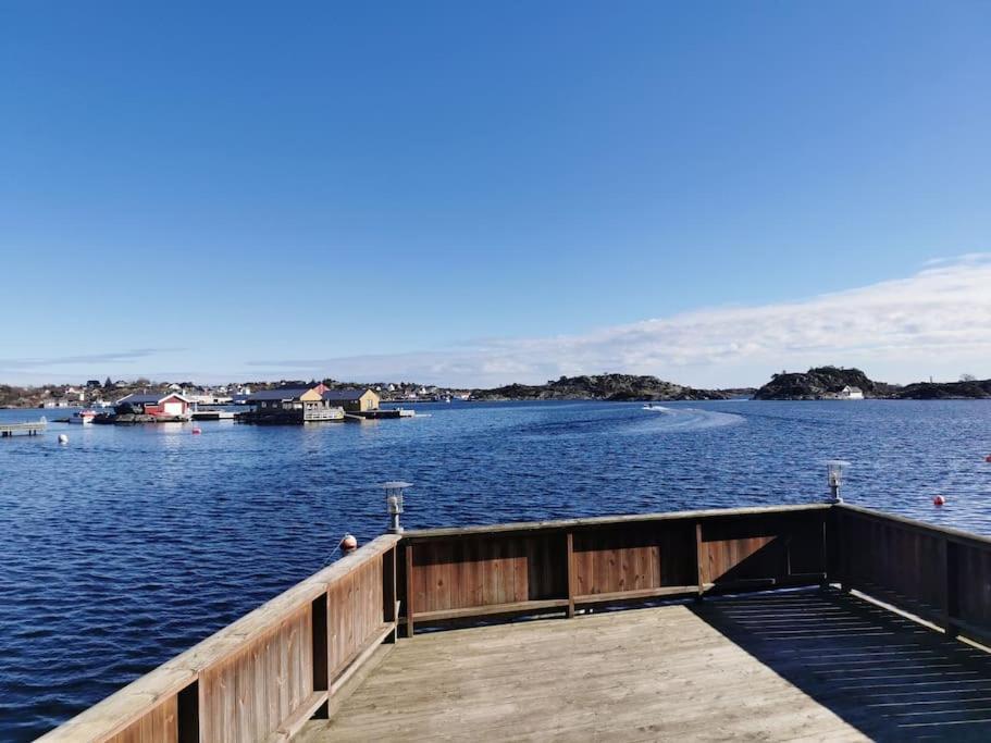 Ferie Pa Bryggekanten I Kristiansand, Flekkeroy Kültér fotó
